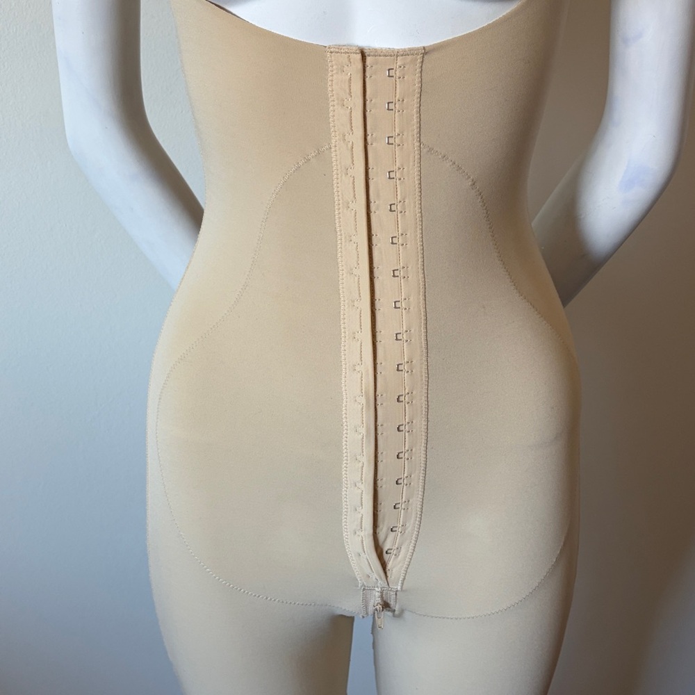 M&D Compression Surgery Recovery Griddle Size M - Picture 2 of 14